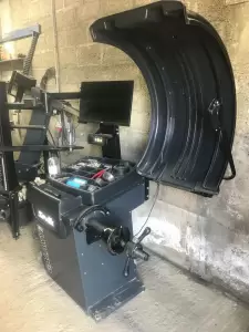 Фотография Шиномонтаж 1